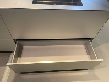 05173 - Luxe eilandkeuken met RVS front