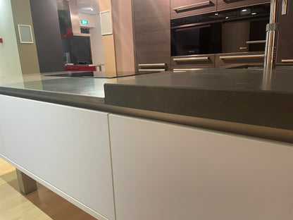 05191 - Moderne schiereiland keuken