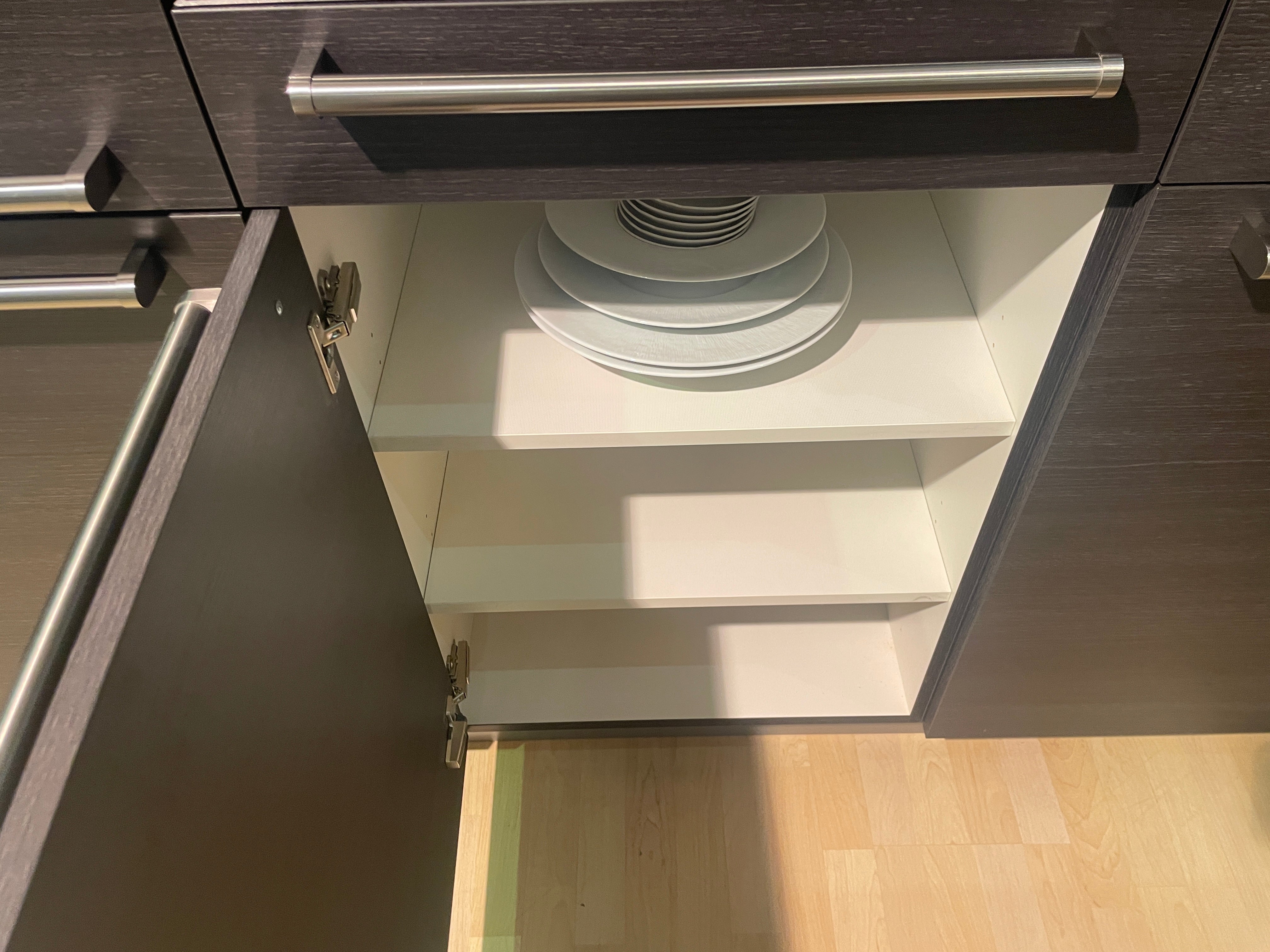 05191 - Moderne schiereiland keuken