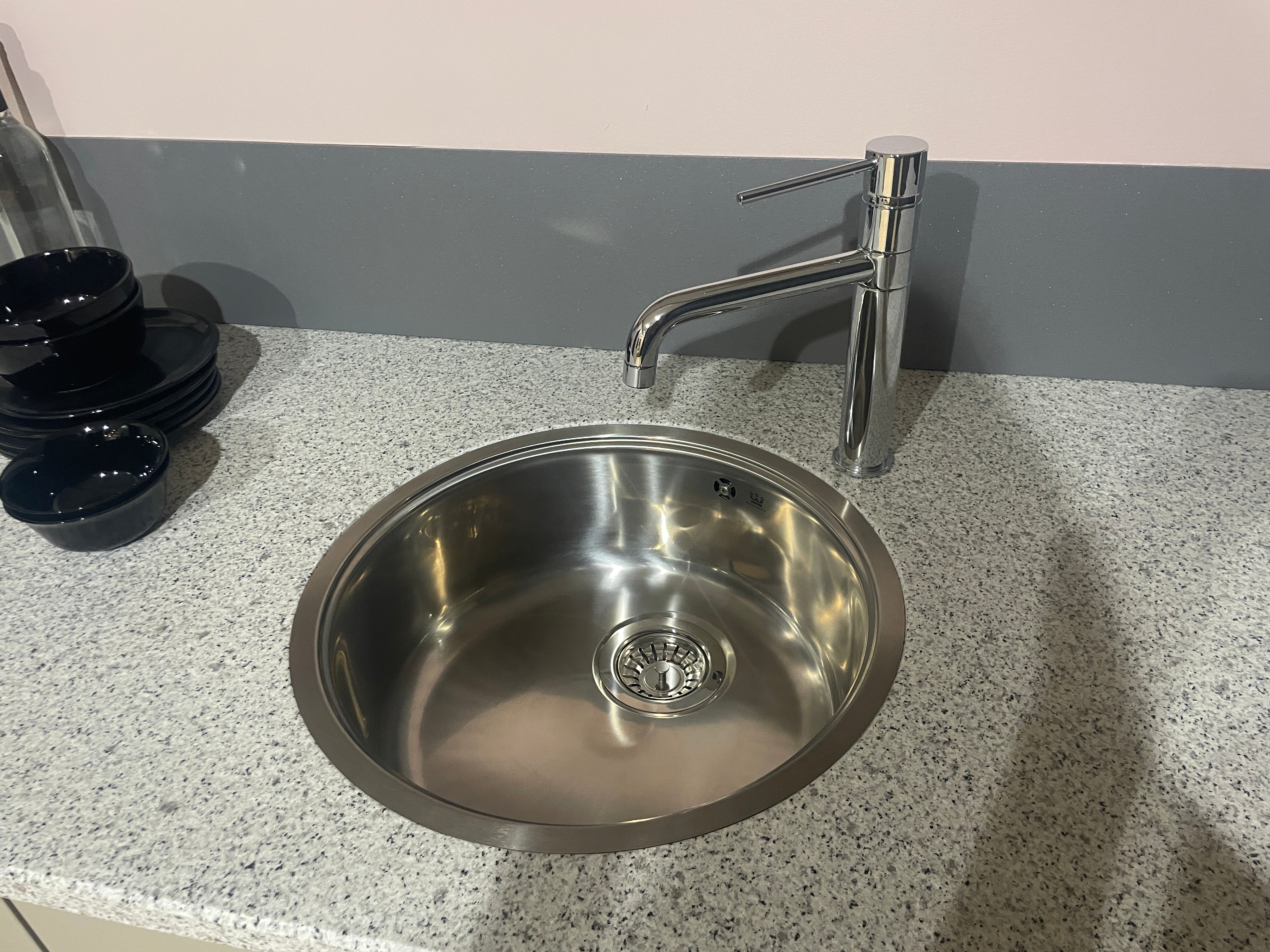 05193 - Siematic rechte keuken met kastenwand