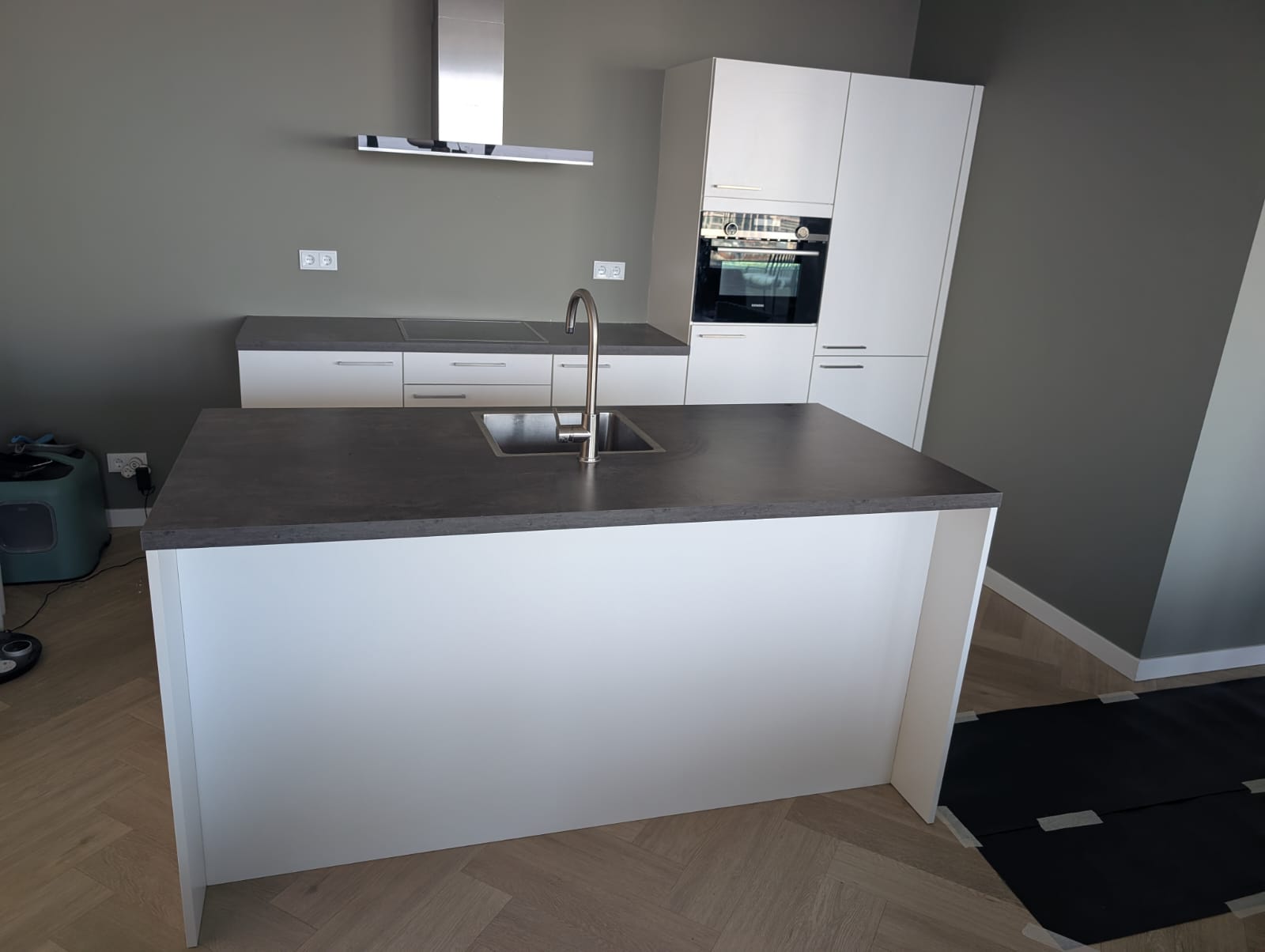 04925 - Witte eilandkeuken