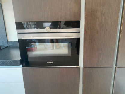 05051 - Moderne keuken met bar