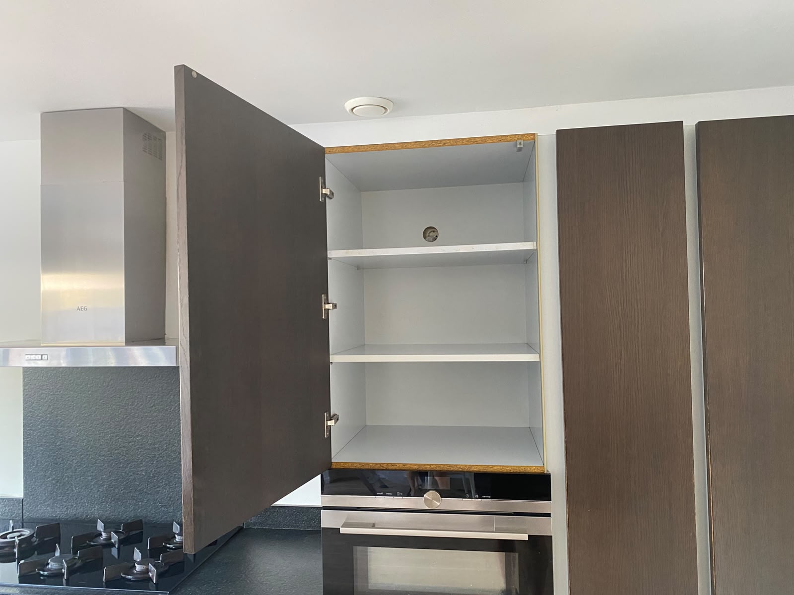 05051 - Moderne keuken met bar