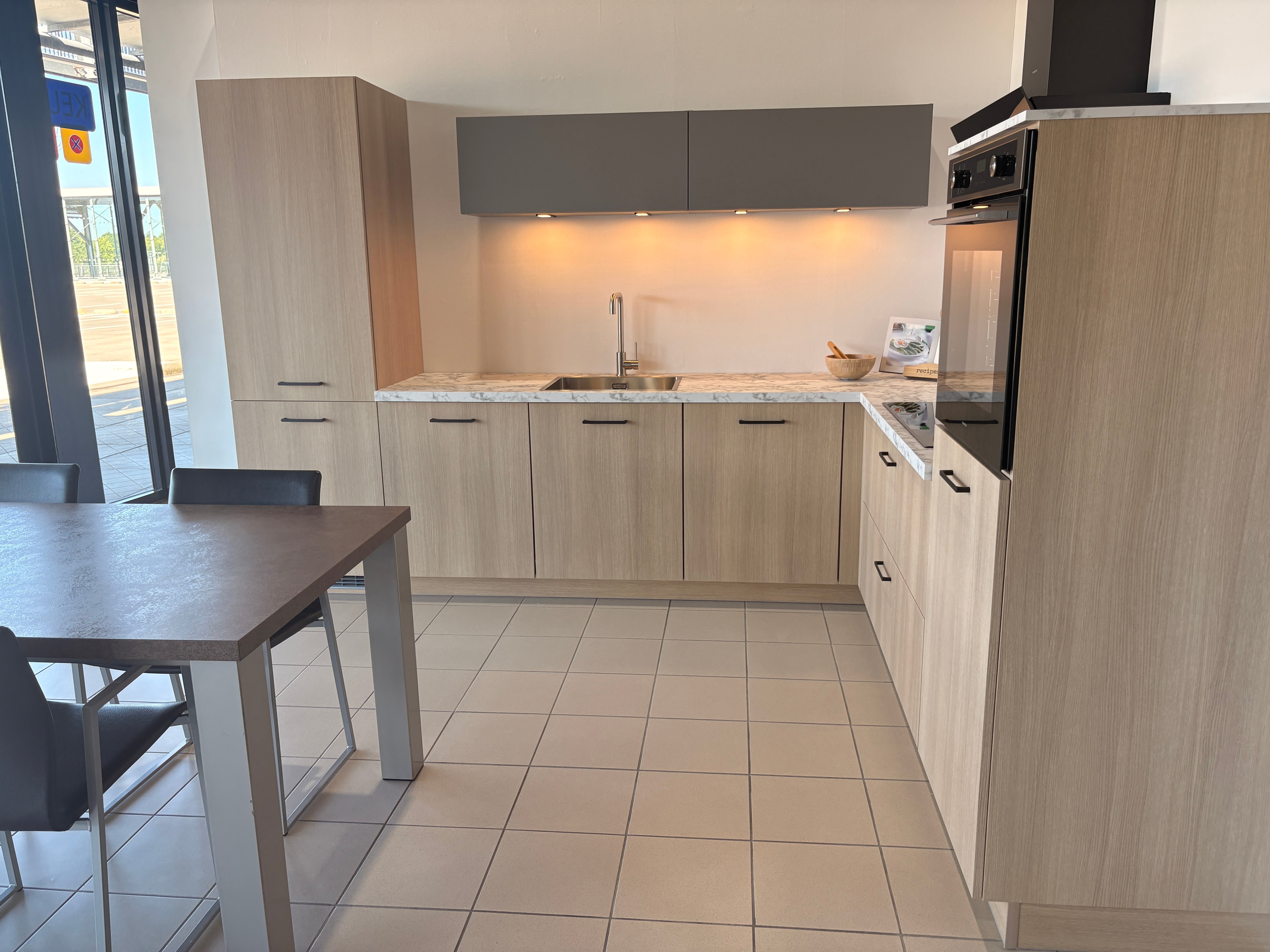 05452 - Houtlook hoekkeuken