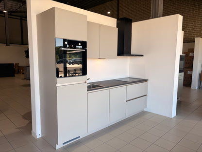 05454 - Lichte rechte keuken