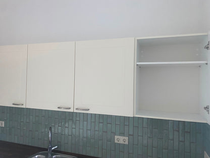 05131 - Witte hoekkeuken