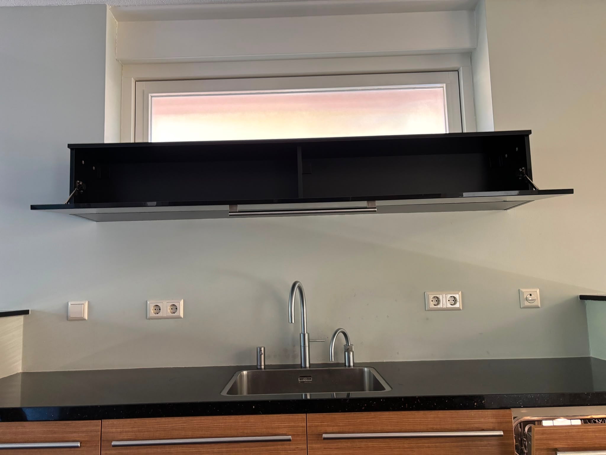 04721 - Houten eilandkeuken