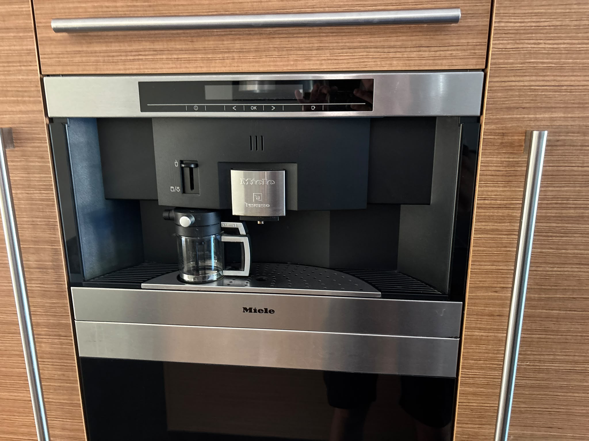 04721 - Houten eilandkeuken