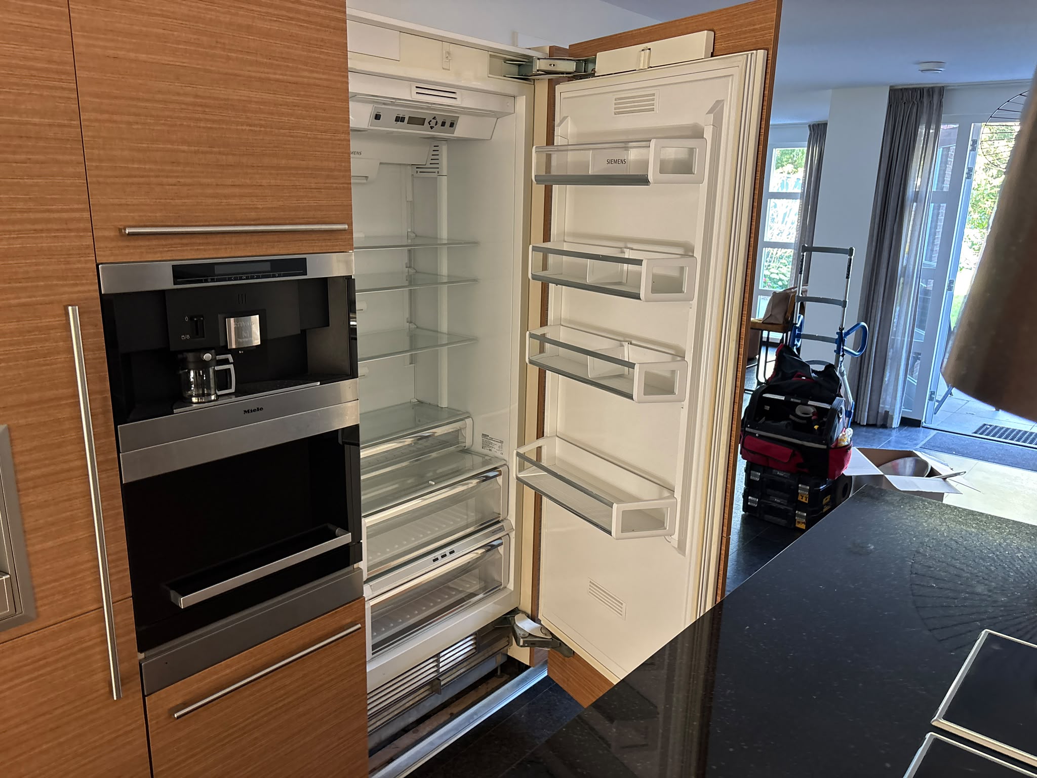 04721 - Houten eilandkeuken