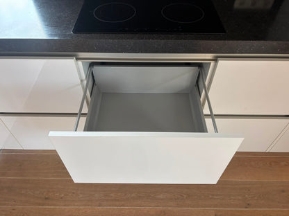 05235 - Witte hoekkeuken