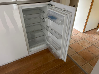 05235 - Witte hoekkeuken