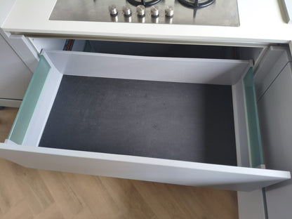 05137 - Bruynzeel grijze keuken