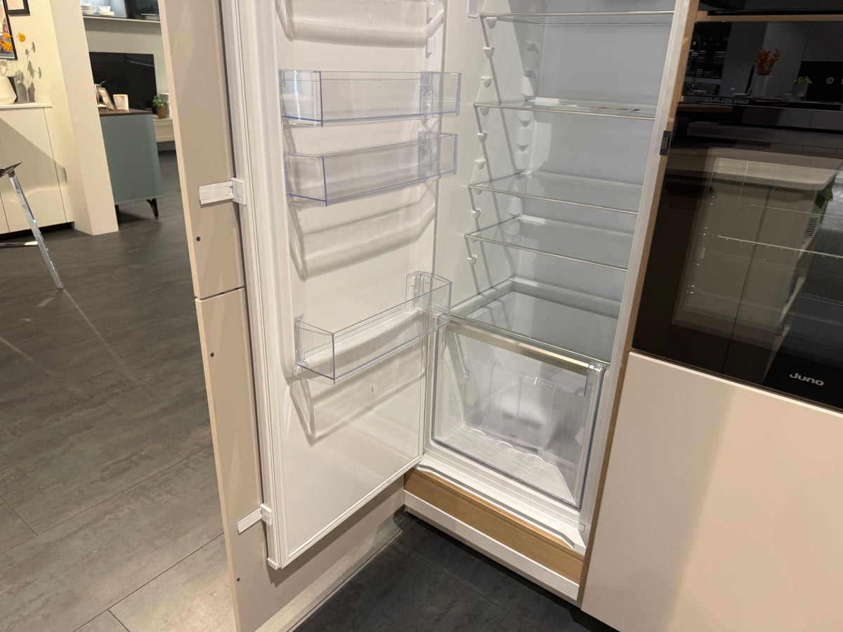 05767 - Eilandkeuken met bar