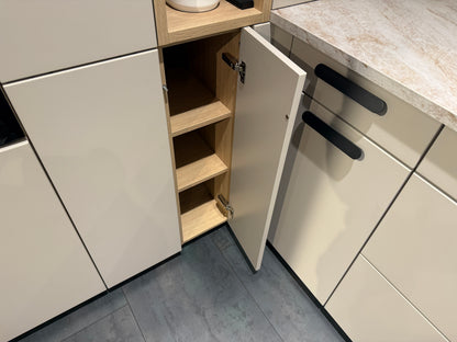 05767 - Eilandkeuken met bar
