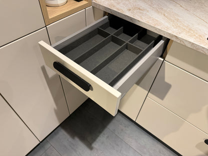 05767 - Eilandkeuken met bar
