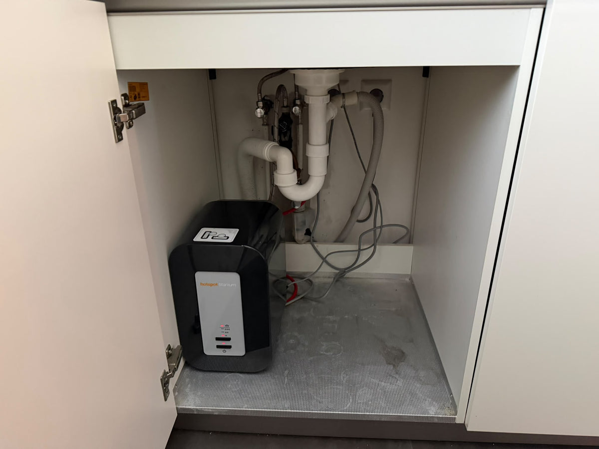 05526 - Witte schiereiland keuken