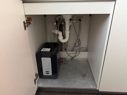 05526 - Witte schiereiland keuken