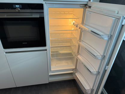 05526 - Witte schiereiland keuken