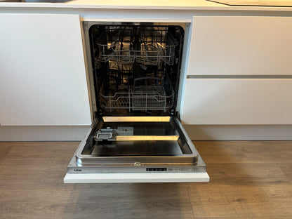 05616 - Witte schiereiland keuken