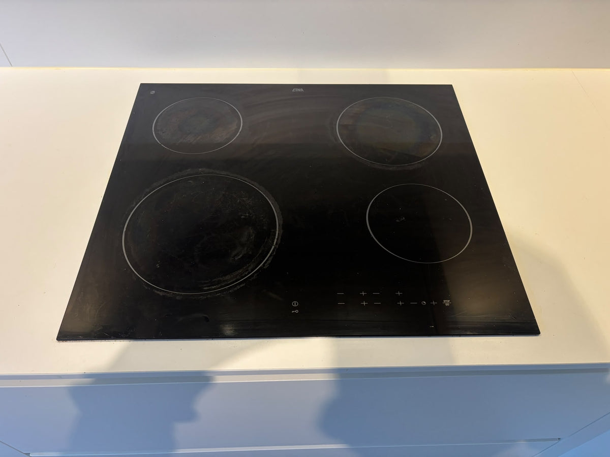 05616 - Witte schiereiland keuken