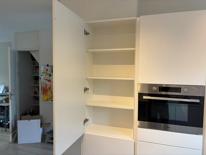 05616 - Witte schiereiland keuken