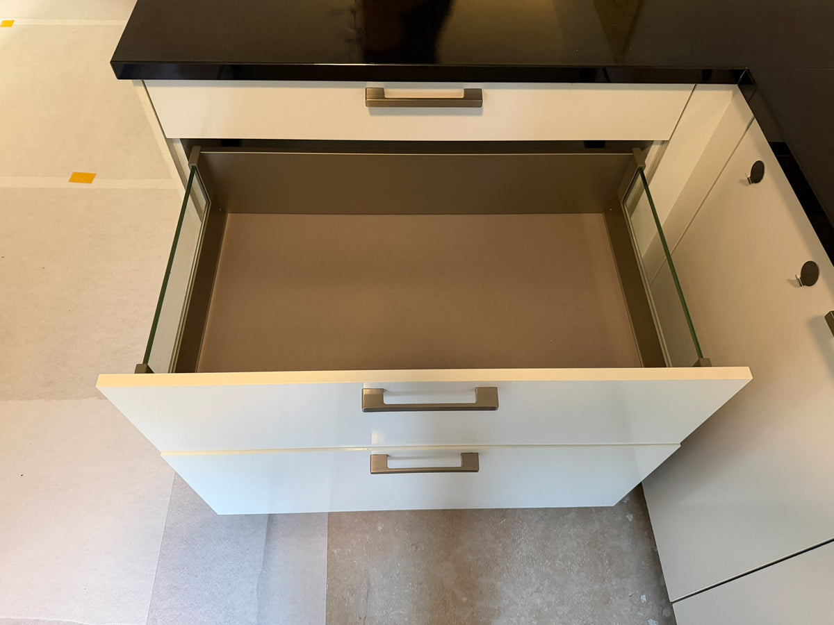 05570 - Witte schiereiland keuken