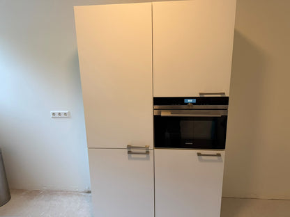 05570 - Witte schiereiland keuken