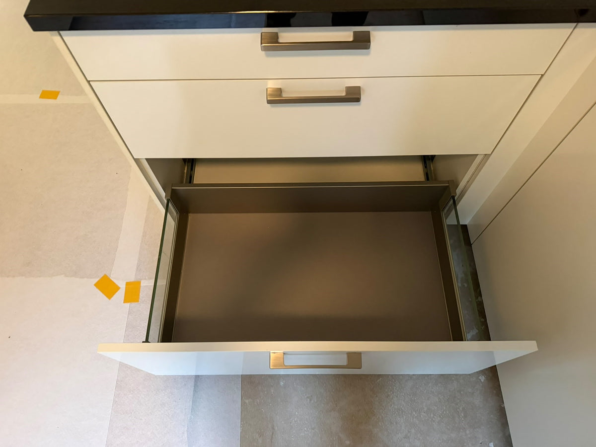 05570 - Witte schiereiland keuken