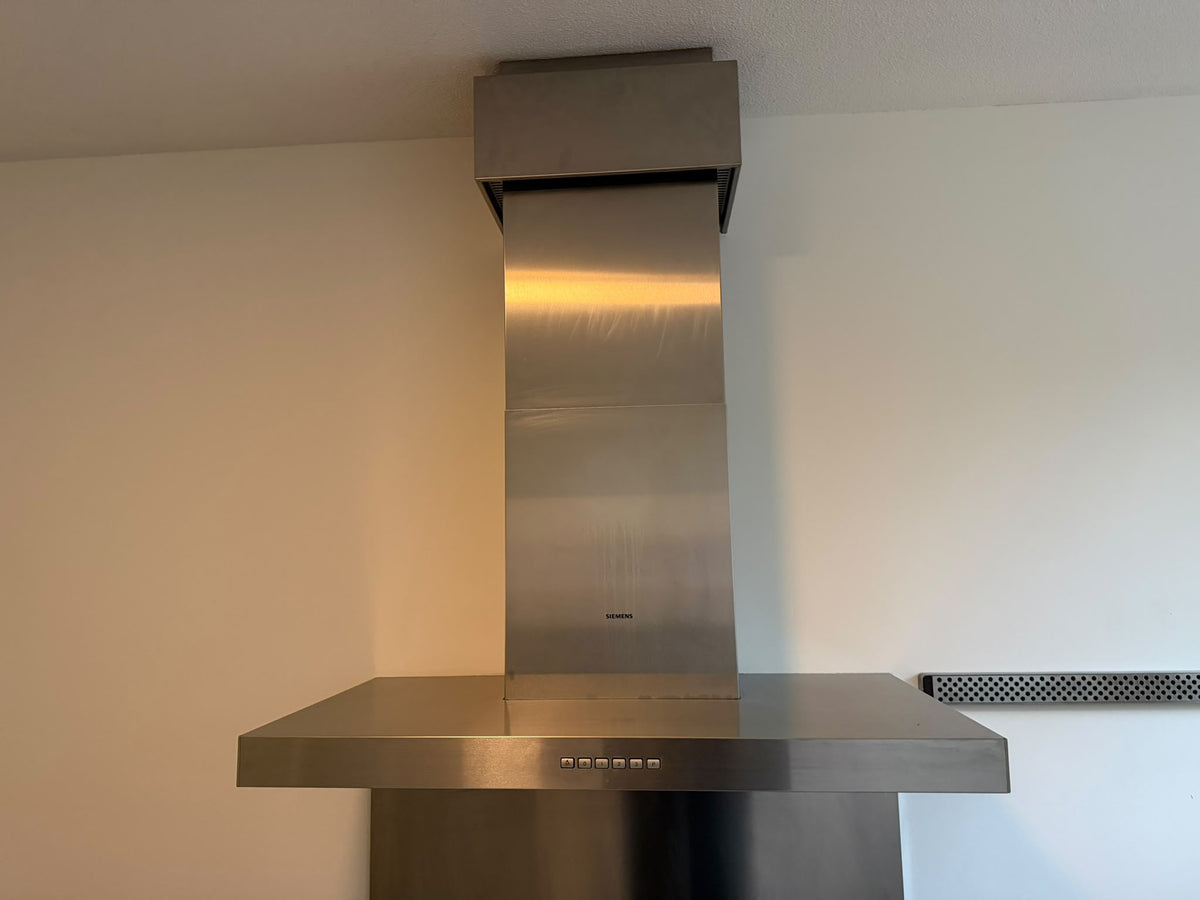 05570 - Witte schiereiland keuken