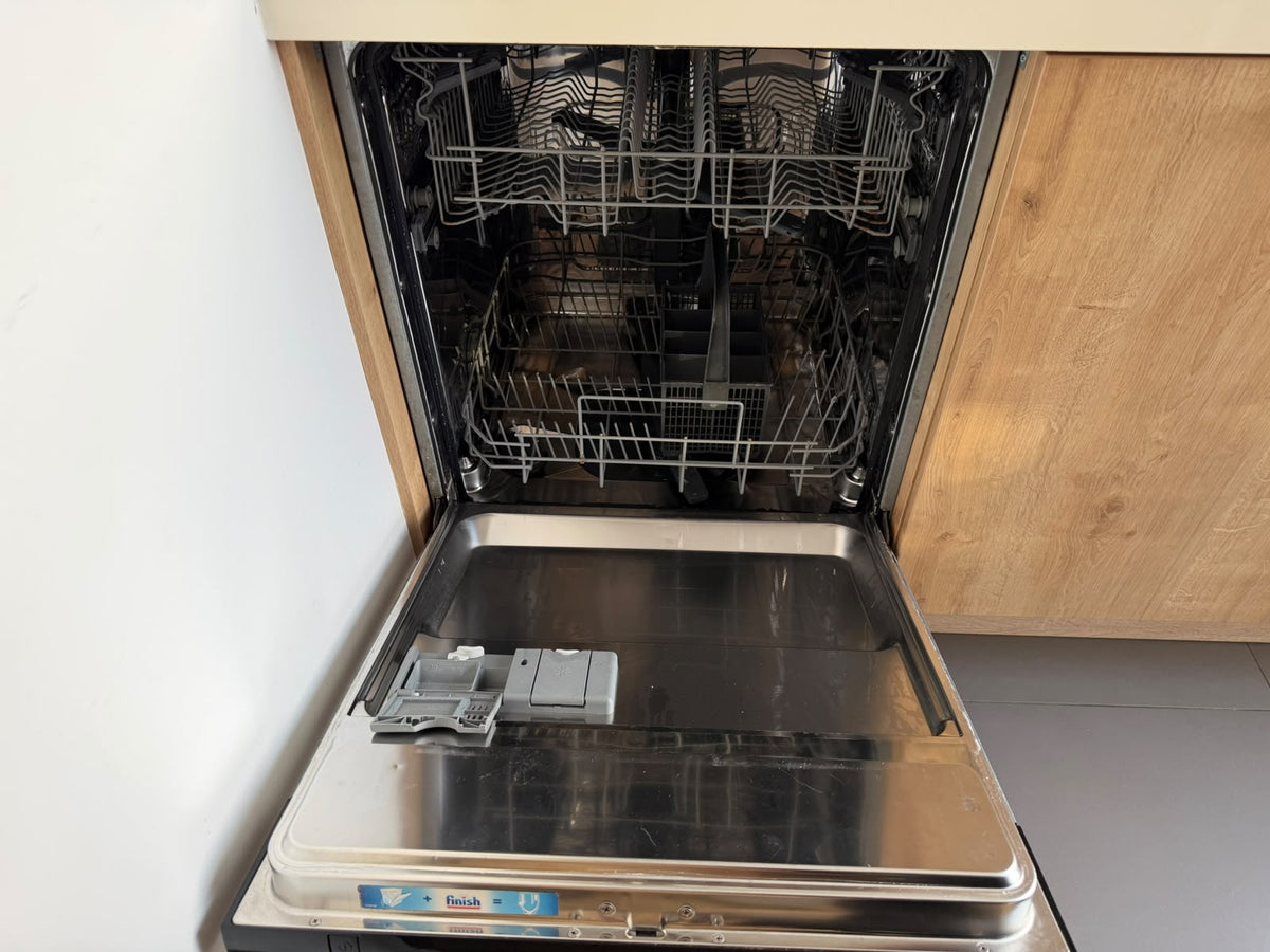 05729 - Houtlook schiereiland keuken