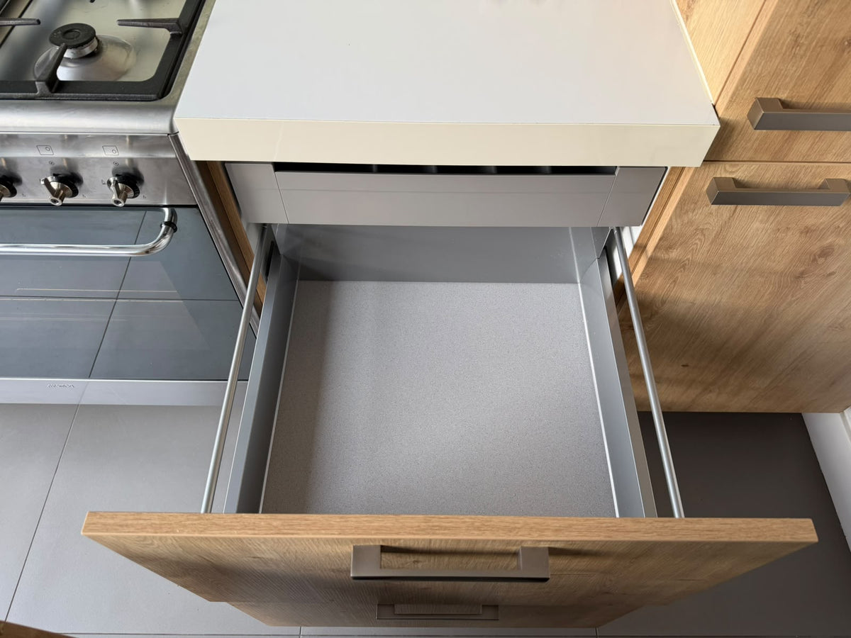05729 - Houtlook schiereiland keuken
