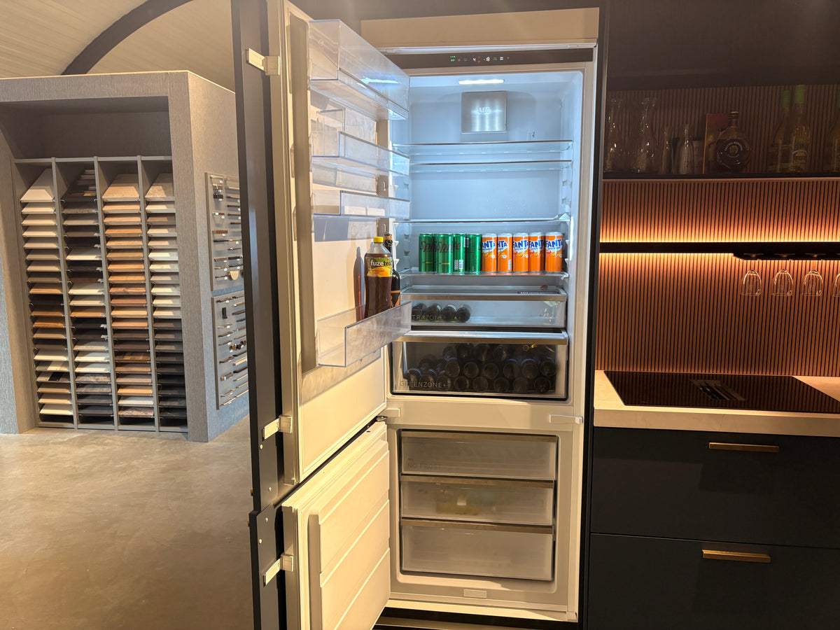 05949 - Moderne rechte keuken