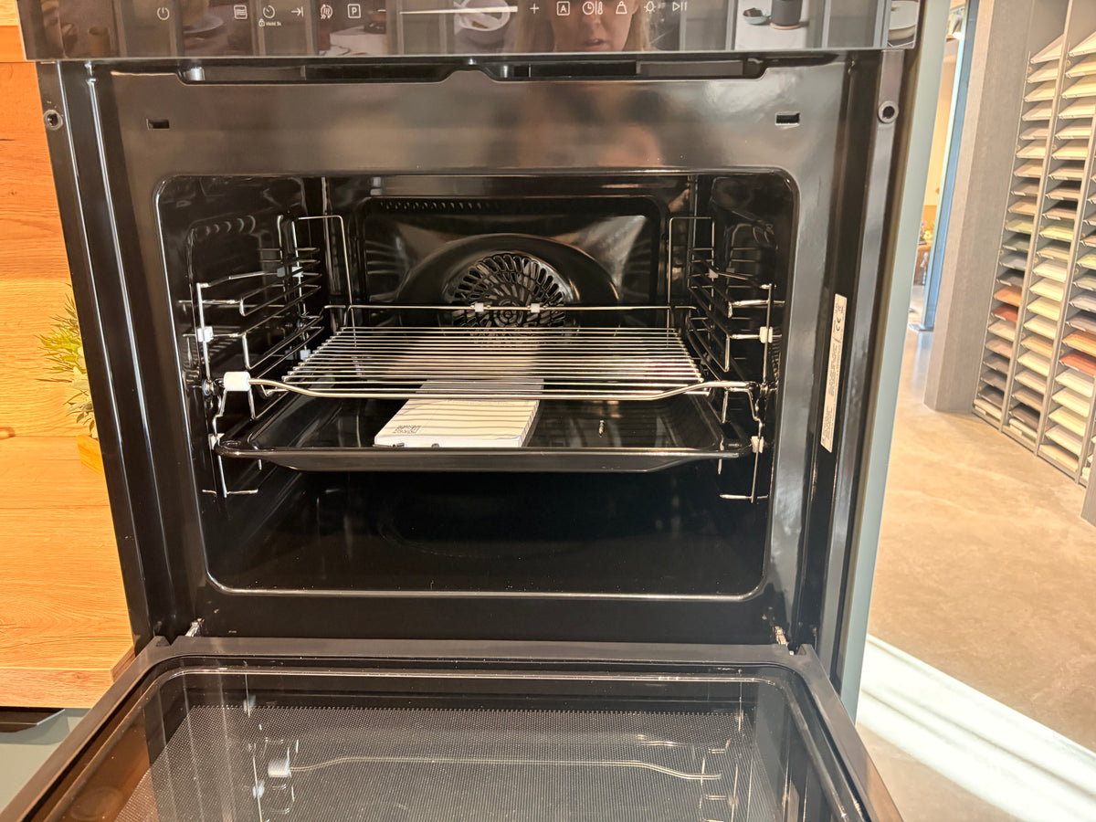 05951 - Saliegroene keuken