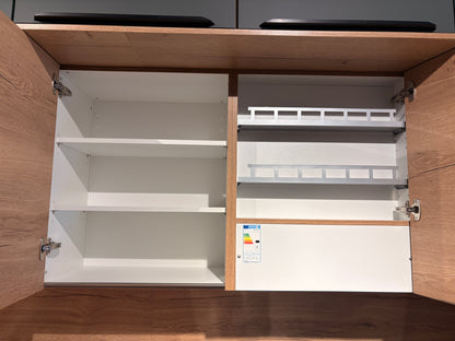 05951 - Saliegroene keuken