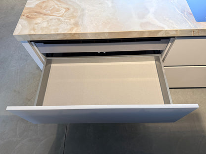 05955 - Moderne eilandkeuken