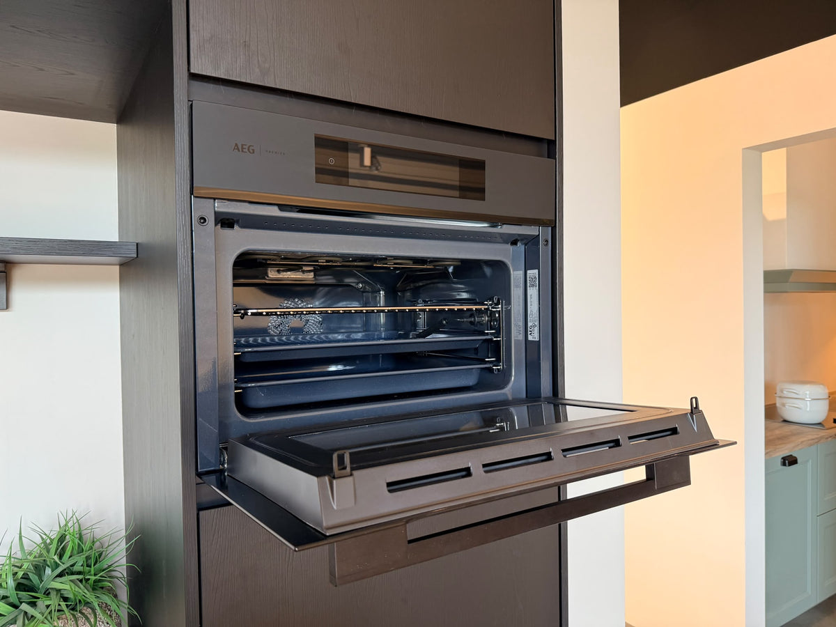 05955 - Moderne eilandkeuken