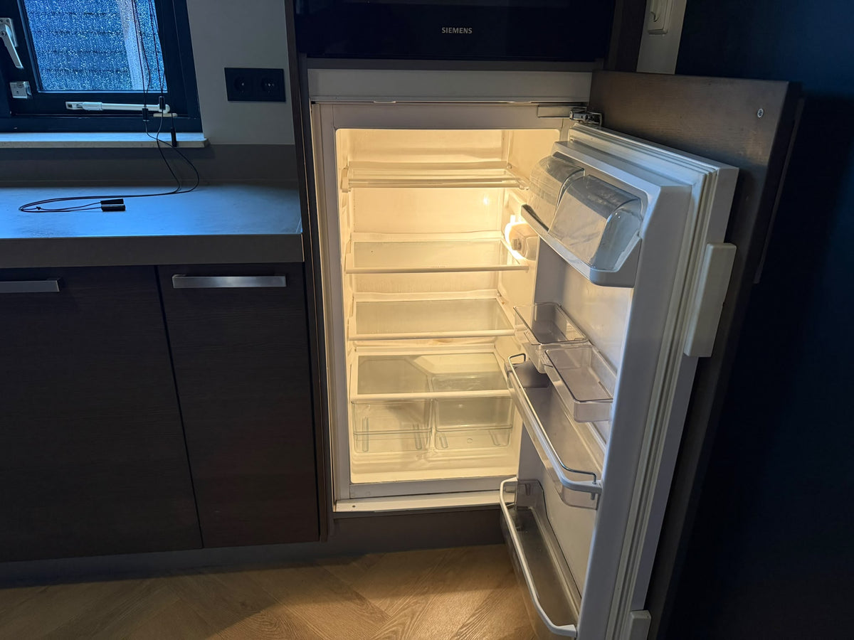 05855 - Houtlook schiereiland keuken