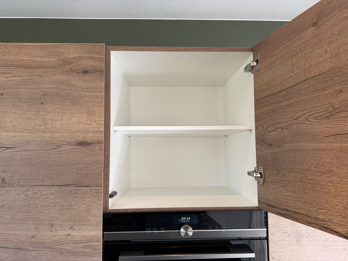 05498 - Moderne schiereiland keuken