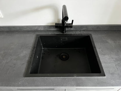 Grijze tweedehands eilandkeuken