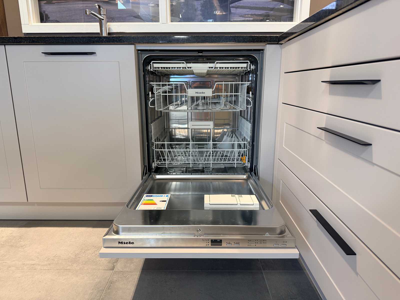 04487 - Schüller U-keuken