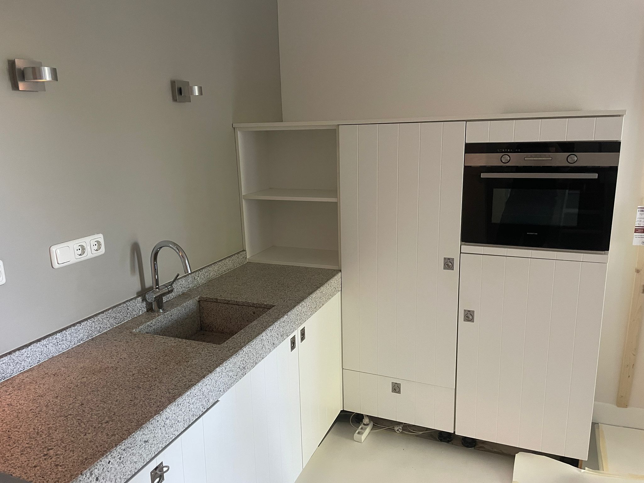 Tweedehands Bruynzeel hoekkeuken in het wit 